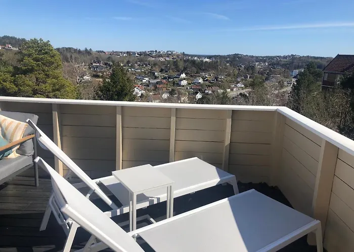 Сasa de vacaciones Sentralt Med Solrik Veranda! *